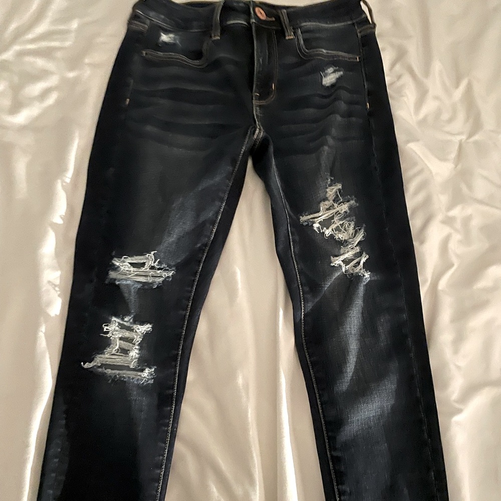 american eagle ripped jeans